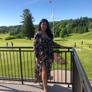 Meet your Posher, Andrea